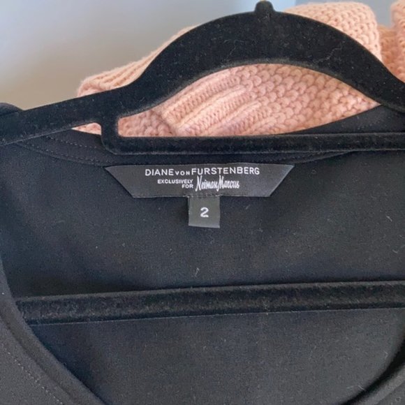 Diane Von Furstenberg Sheath Dress Size 2 Excellent Condition - Picture 5 of 5